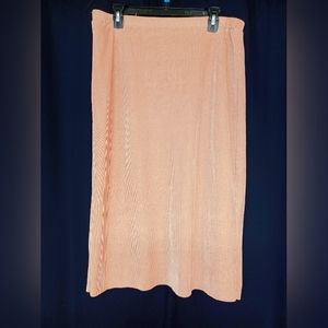 Skies are Blue pink/salmon ribbed skirt, size XL.